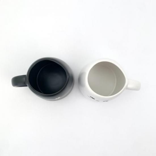 希少　レア　back number プレミアムマグカップ 白 黒2セット2012 希少 レア back number プレミアムマグカップ 白 黒2セット2012