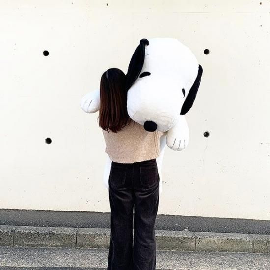スヌーピー PEANUTS HUGHUG ディスプレイサイズ 超BIGサイズ スヌーピー PEANUTS HUGHUG ディスプレイサイズ 超BIGサイズ