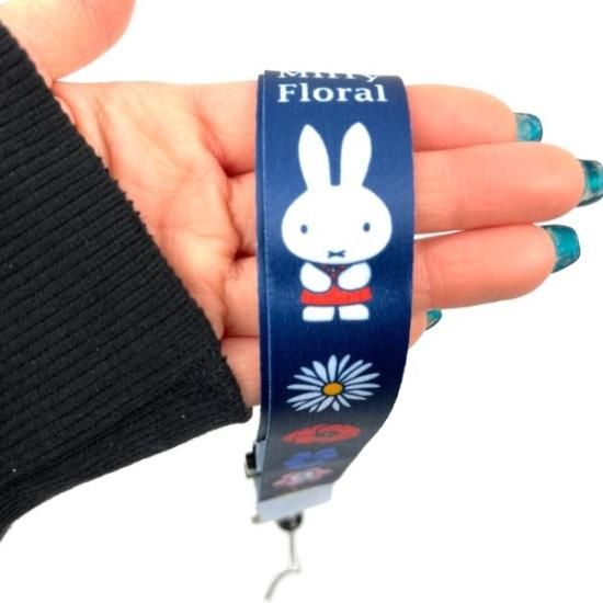 ミッフィー かわいいストラップ 楽天市場】ミッフィー キーホルダー miffy グッズ ストラップ