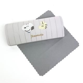 <img class='new_mark_img1' src='https://img.shop-pro.jp/img/new/icons15.gif' style='border:none;display:inline;margin:0px;padding:0px;width:auto;' />スヌーピー メガネケース スヌーピー＆ウッドストック PEANUTS サングラス入れ グレー