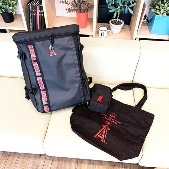 【新品】MLB ロサンゼルス・エンゼルス バックパック&ウォレット セット 新品】MLB ロサンゼルス・エンゼルス バックパック&ウォレット