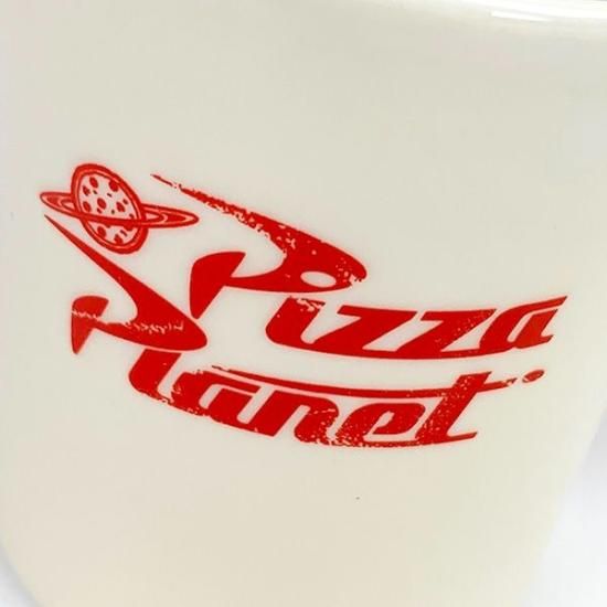 ディズニーキャラクターのマグカップ