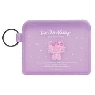 <img class='new_mark_img1' src='https://img.shop-pro.jp/img/new/icons15.gif' style='border:none;display:inline;margin:0px;padding:0px;width:auto;' />サンリオ　ハローキティ FLAPPO(フラッポ) シリコン フラット ミニポーチ 50thアニバーサリー (パープル）