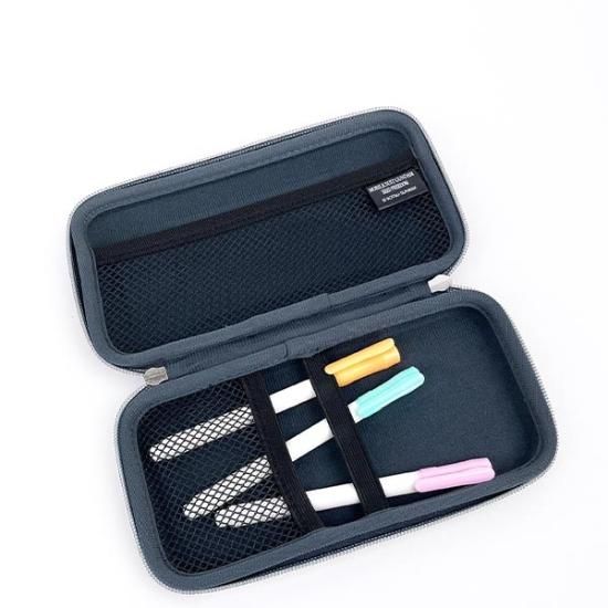 機動戦士ガンダム SEED FREEDOM セミハードペンケース レッド 文具