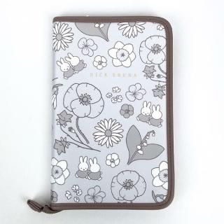 店内セール開催中!10％オフ対象商品! ミッフィー miffy ガーデンサテンシリーズ マルチケース ベージュ パスポートケース 母子手帳ケース