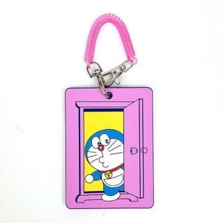 <img class='new_mark_img1' src='https://img.shop-pro.jp/img/new/icons15.gif' style='border:none;display:inline;margin:0px;padding:0px;width:auto;' />会員様限定20％OFF対象商品！ ドラえもん ラバーネームタグ どこでもドア ラゲージタグ ICカードケース 旅行