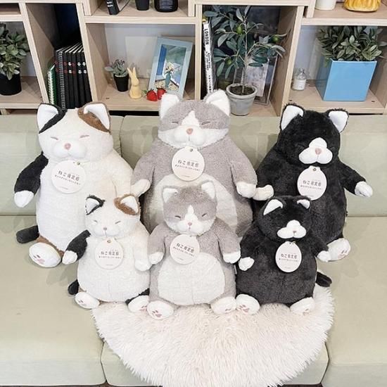 布ぬいぐるみ猫 チェック柄 ハチワレ 肉球あり ハンドメイド 猫