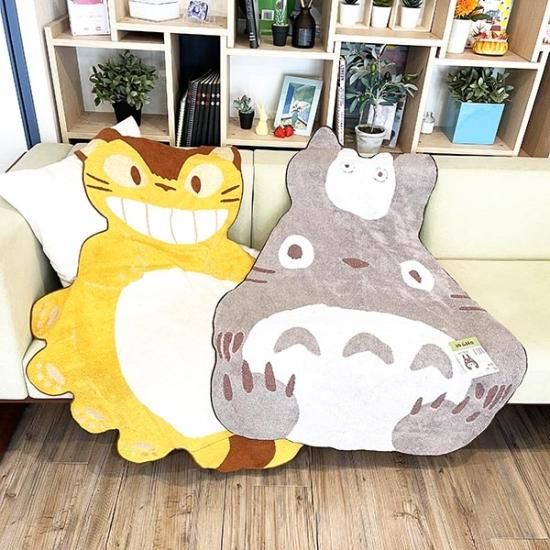 となりのトトロ ダイカットお昼寝タオル トトロ うたた寝 寝具