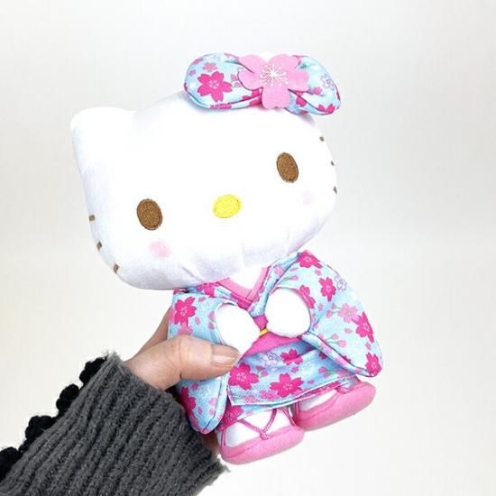 ハローキティの桜着物ぬいぐるみ