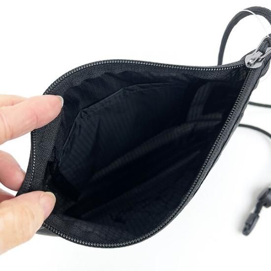 【限定品】　CHRONOIZM クロノイズム　サコッシュ 限定品】 CHRONOIZM クロノイズム サコッシュ CHRONOIZM