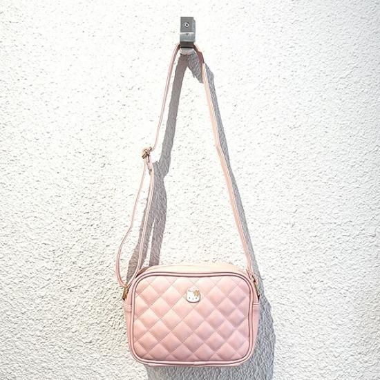 新品タグ付】サンリオ ハローキティ バッグ ピンク サテン 平成