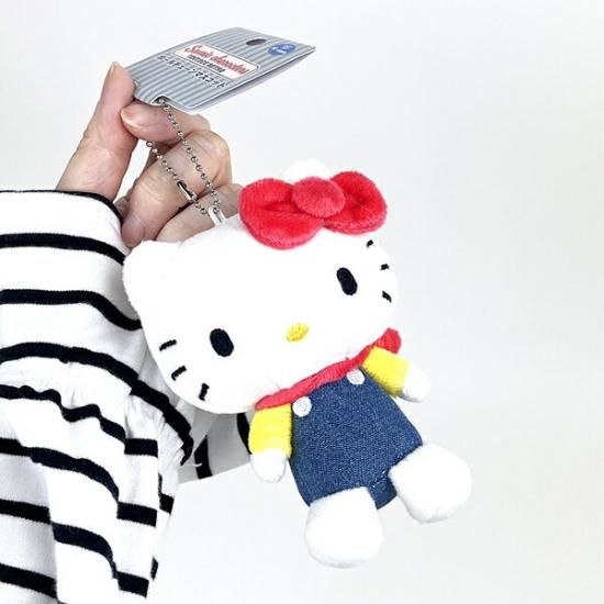 Hello Kitty's vintage retro goods