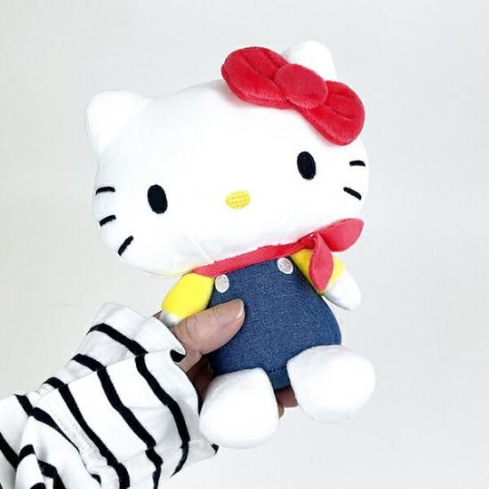 Hello Kitty's vintage retro goods