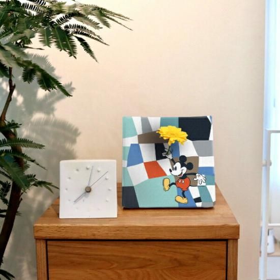 東京ディズニーリゾートがグラス＆ボトル、花器を発売。自宅でお