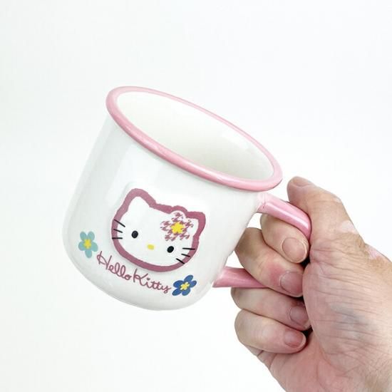 Hello Kitty's Kao Hana series