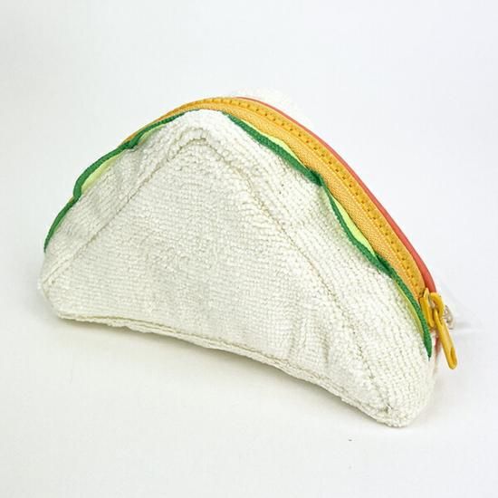 ACCOMMODE Retro Pouch
