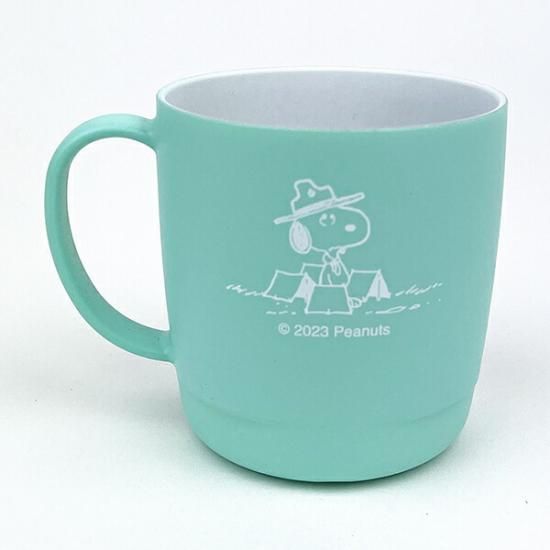 mint-colored mug