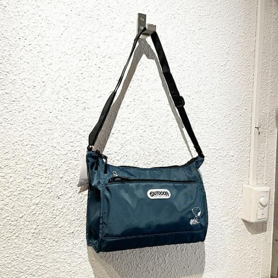 スヌーピー×OUTDOOR PRODUCTSのショルダーバッグ
