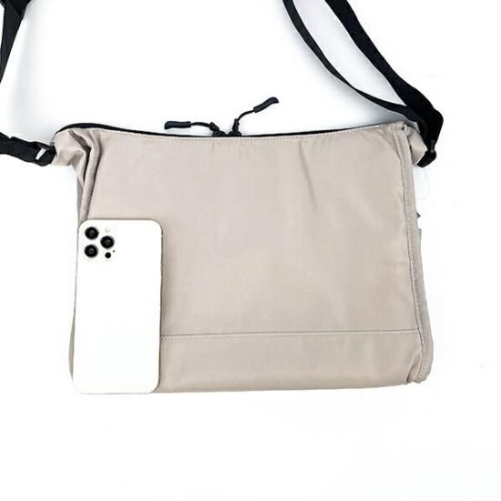 スヌーピー×OUTDOOR PRODUCTSのショルダーバッグ