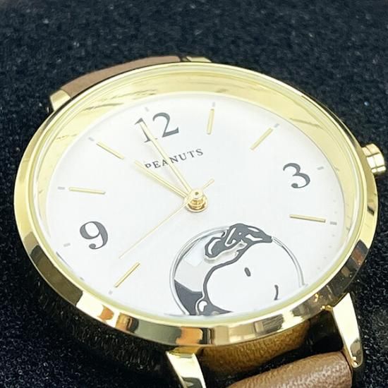 Snoopy's Hide and Seek watch
