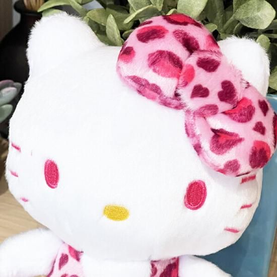 キティヒョウぬいぐるみ