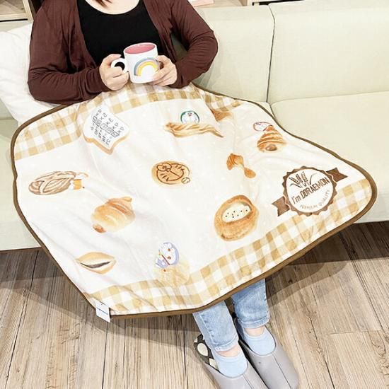 【別倉庫からの配送】 ドラえもん ひざ掛け ふわふわブランケット アイムドラえもん タオル・ハンカチ