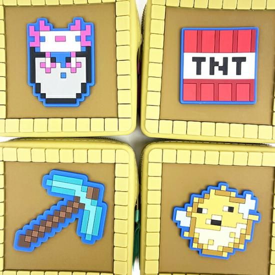 Minecraft pouch