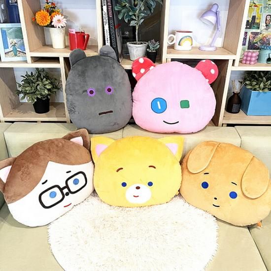 こまねこのフェイスクッション