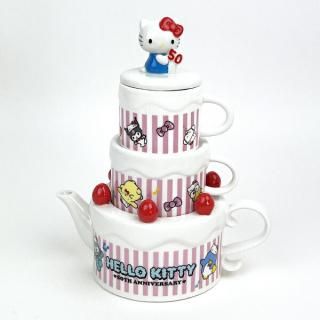 サンリオ  50th ANNIVERSARY ハローキティ ケーキ型ティーセット 食器 コップ Sanrio