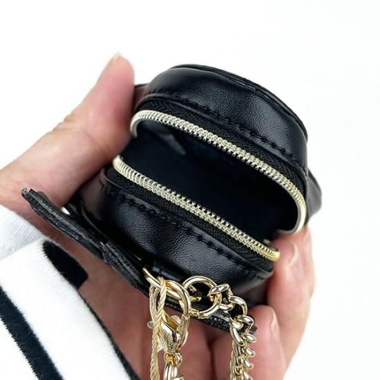 ディズニー ヴィランズ クルエラ ダイカットポーチチャーム ACCOMMODE