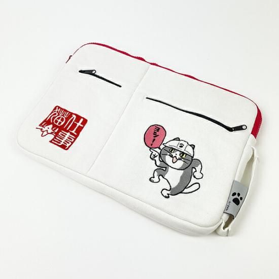 仕事猫の刺繍PCケース