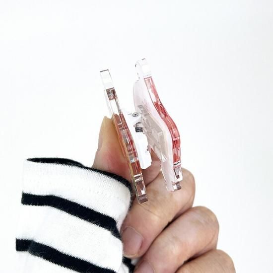クレヨンしんちゃんのアクリルクリップ