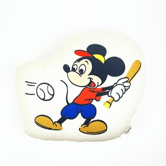 ディズニーダイカットクッション
