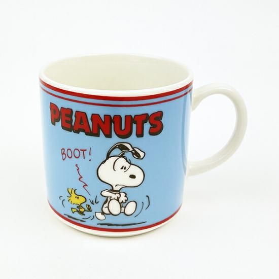 The PEANUTS mugs
