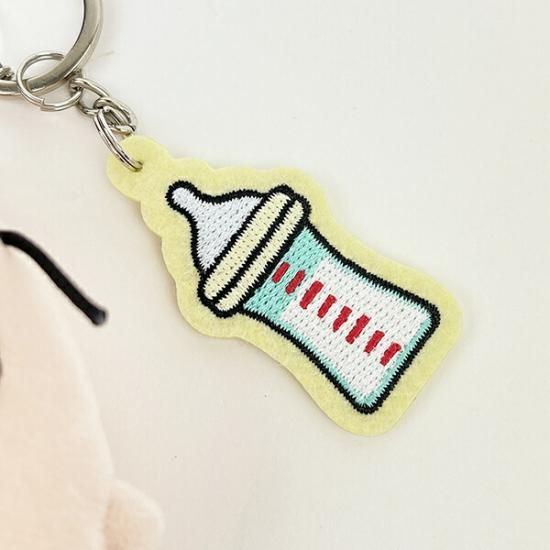 ベイビーしんちゃんのチャーム付きぬいぐるみ