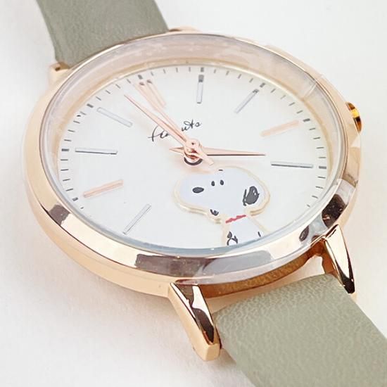 2-layer watch with Snoopy
