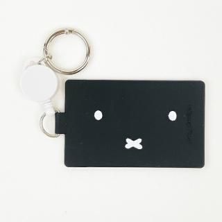 <img class='new_mark_img1' src='https://img.shop-pro.jp/img/new/icons15.gif' style='border:none;display:inline;margin:0px;padding:0px;width:auto;' />ミッフィー miffy KAI-SATSU (ブラック) パスケース 定期入れ