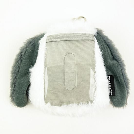 Snoopy's fluffy pass case