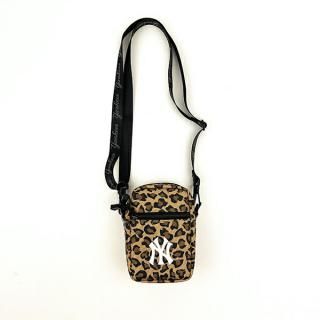 MLB(メジャーリーグ) ヤンキース ショルダーバッグ(ヒョウ柄)  野球