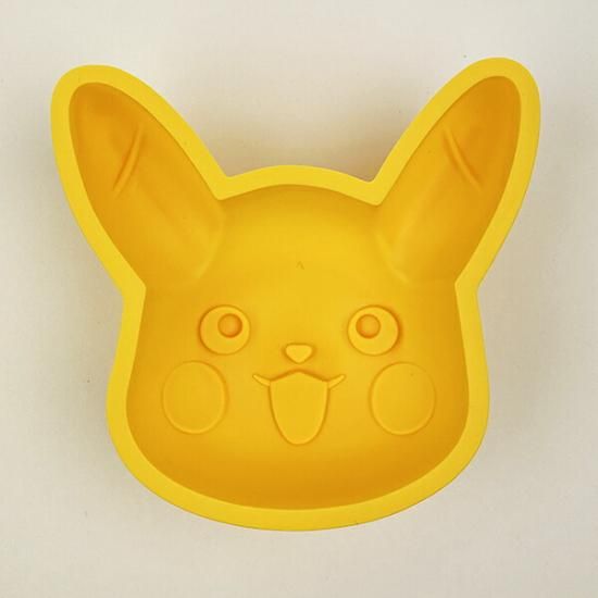 fragment×ポケモン　ピカチュウ シリコン小物入れ fragment×ポケモン ピカチュウ シリコン小物入れ