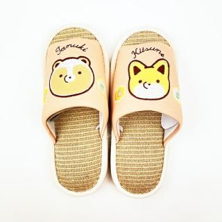<img class='new_mark_img1' src='https://img.shop-pro.jp/img/new/icons15.gif' style='border:none;display:inline;margin:0px;padding:0px;width:auto;' />タヌキとキツネ フラワー ジュート スリッパ