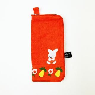 <img class='new_mark_img1' src='https://img.shop-pro.jp/img/new/icons15.gif' style='border:none;display:inline;margin:0px;padding:0px;width:auto;' />ミッフィー miffy 70th どっとポーチ ナインチェ