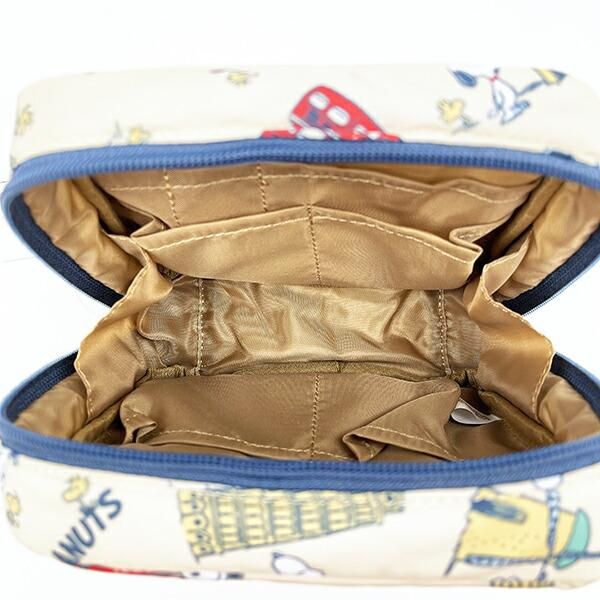 Snoopy's travel pouch