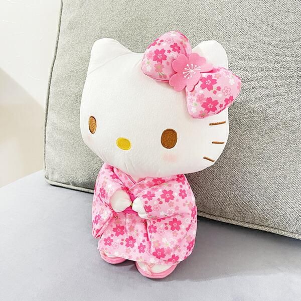ハローキティのぬいぐるみ