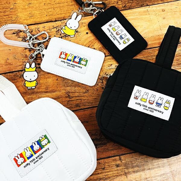 miffy 70th スクエアポーチ ミッフィー ポーチ 限定 - メルカリ
