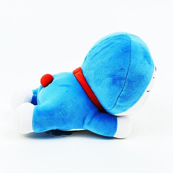 ドラえもんのぬいぐるみ