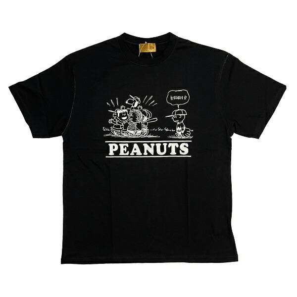 スヌーピーのTシャツ