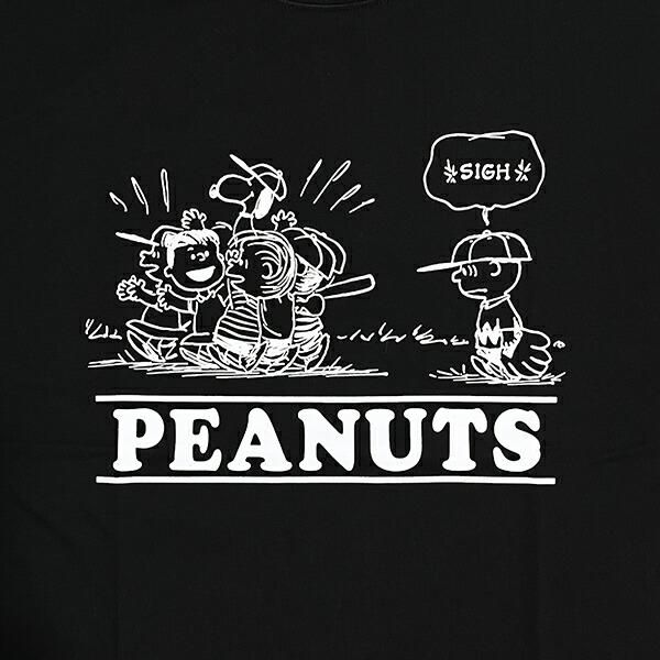 スヌーピーのTシャツ
