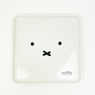 <img class='new_mark_img1' src='https://img.shop-pro.jp/img/new/icons15.gif' style='border:none;display:inline;margin:0px;padding:0px;width:auto;' />ミッフィー miffy スクエアトレー Zoom/ズーム キッチン