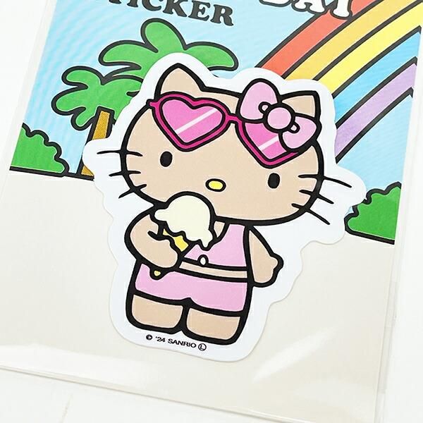 夏を満喫するキティちゃんのグッズ